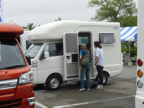さいたまキャンピングカー商談会の写真11
